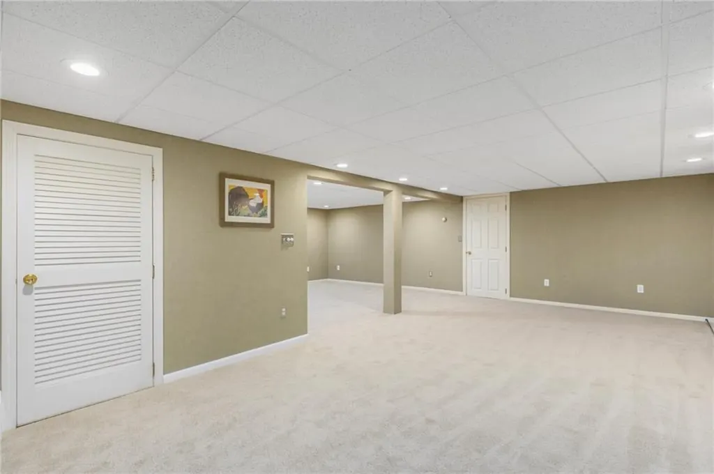 25 Rosewood Drive North Providence RI 02904