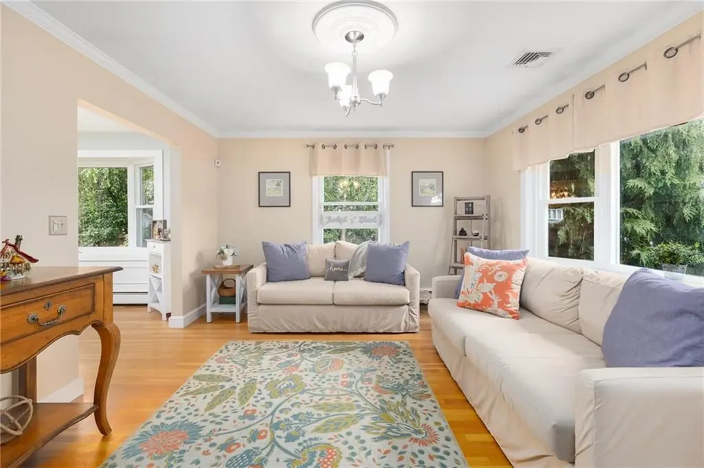 25 Rosewood Drive North Providence RI 02904