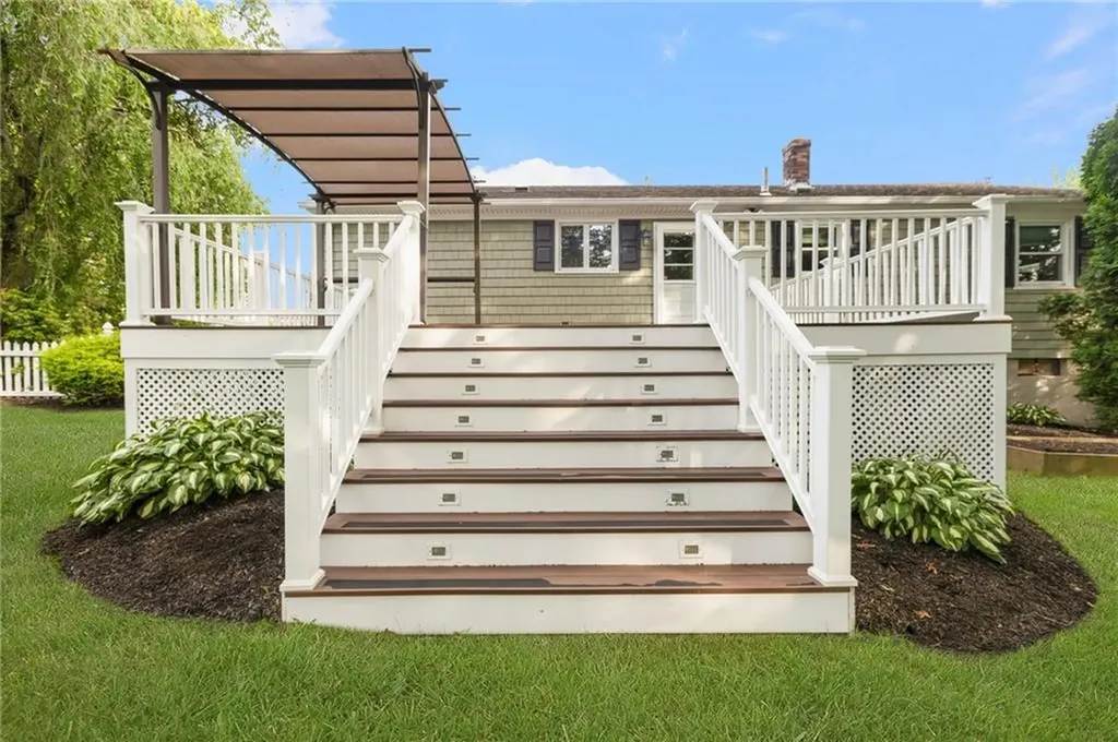 25 Rosewood Drive North Providence RI 02904