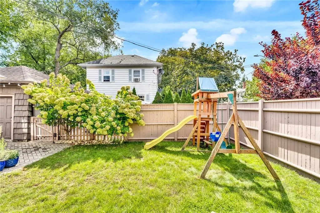 96 Bluff Avenue Cranston RI 02905