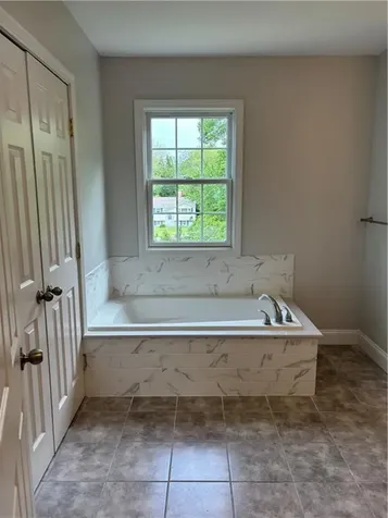 720 Bulgarmarsh Road Tiverton RI 02878