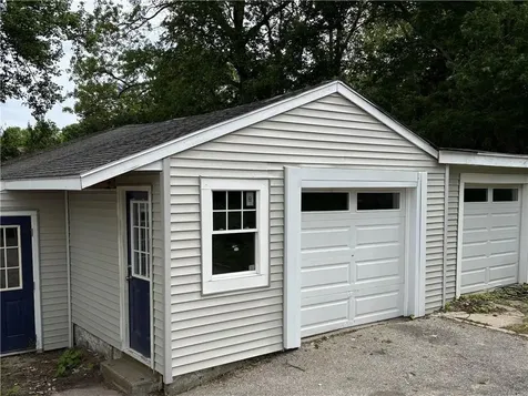 720 Bulgarmarsh Road Tiverton RI 02878