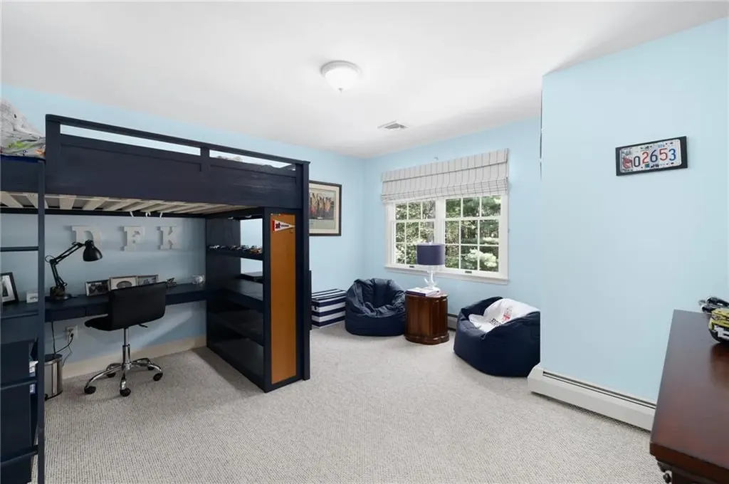 4 Brookfield Court East Greenwich RI 02818