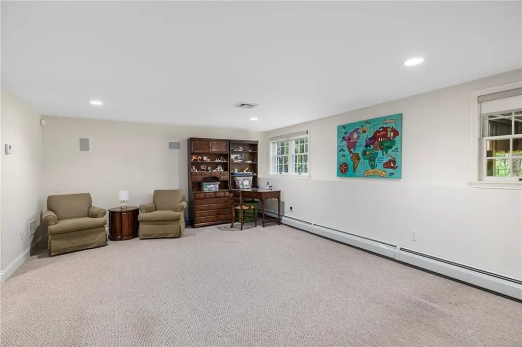 4 Brookfield Court East Greenwich RI 02818