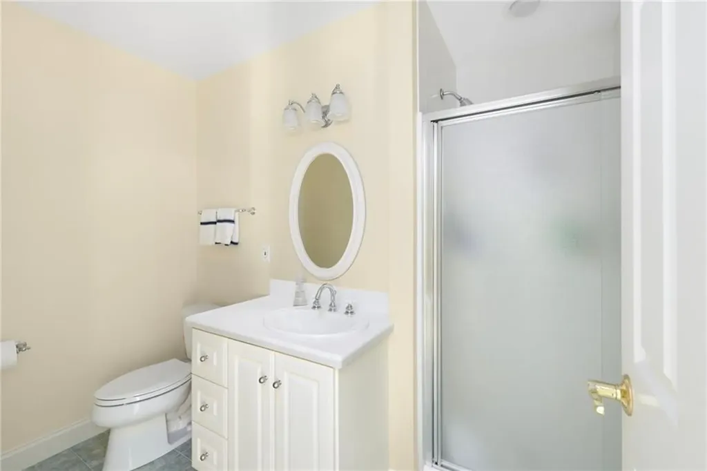 4 Brookfield Court East Greenwich RI 02818