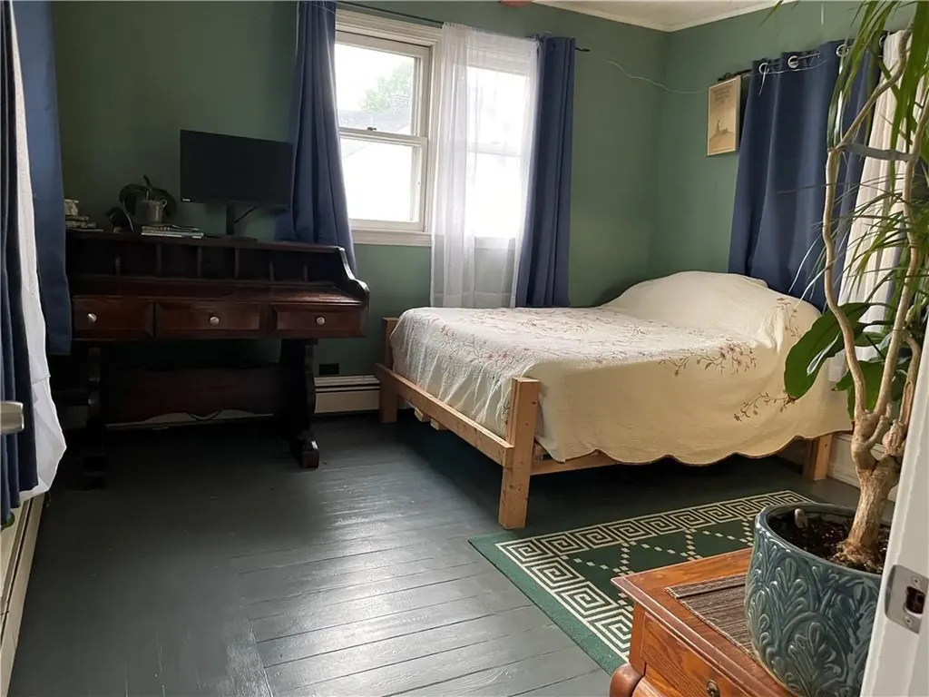 37 Kermit Street Woonsocket RI 02895