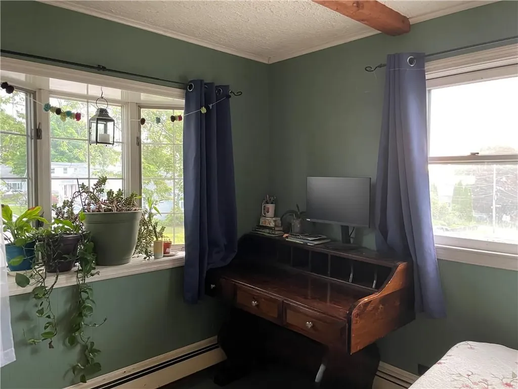 37 Kermit Street Woonsocket RI 02895