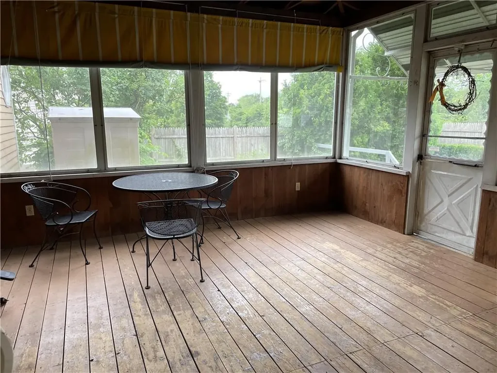 37 Kermit Street Woonsocket RI 02895