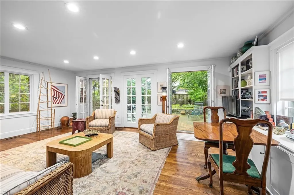 276 Blackstone Boulevard Providence RI 02906