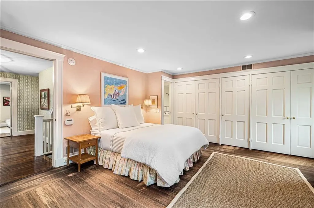 276 Blackstone Boulevard Providence RI 02906