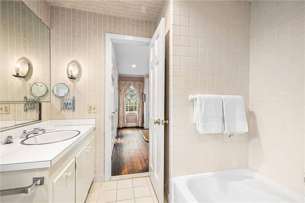 276 Blackstone Boulevard Providence RI 02906