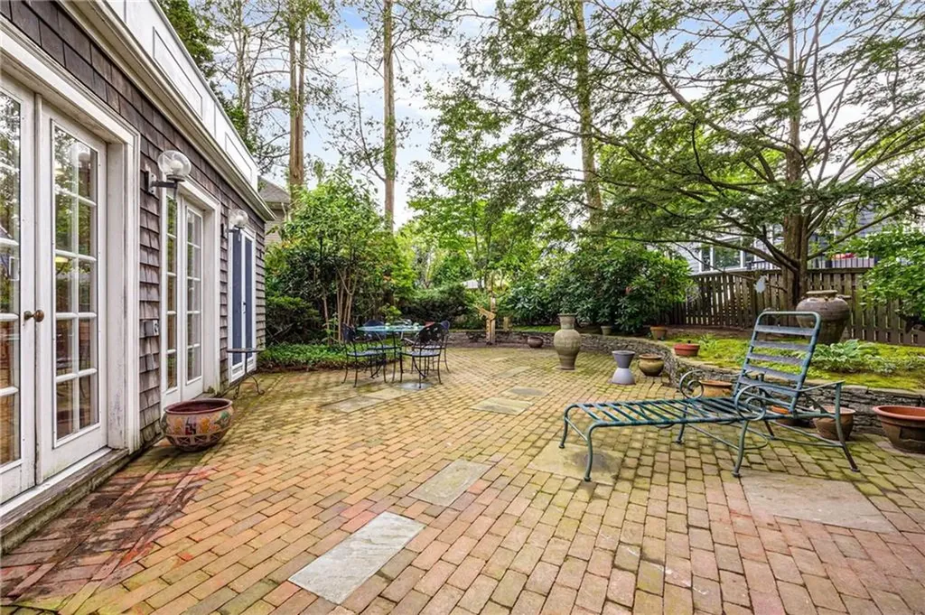 276 Blackstone Boulevard Providence RI 02906