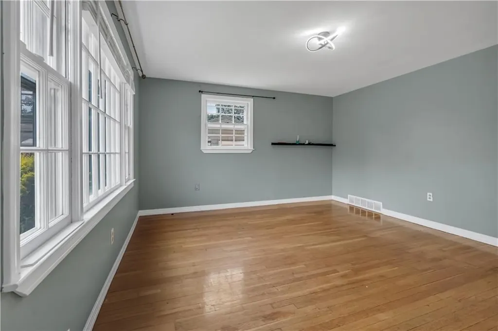 35 Pleasant View Drive North Providence RI 02904