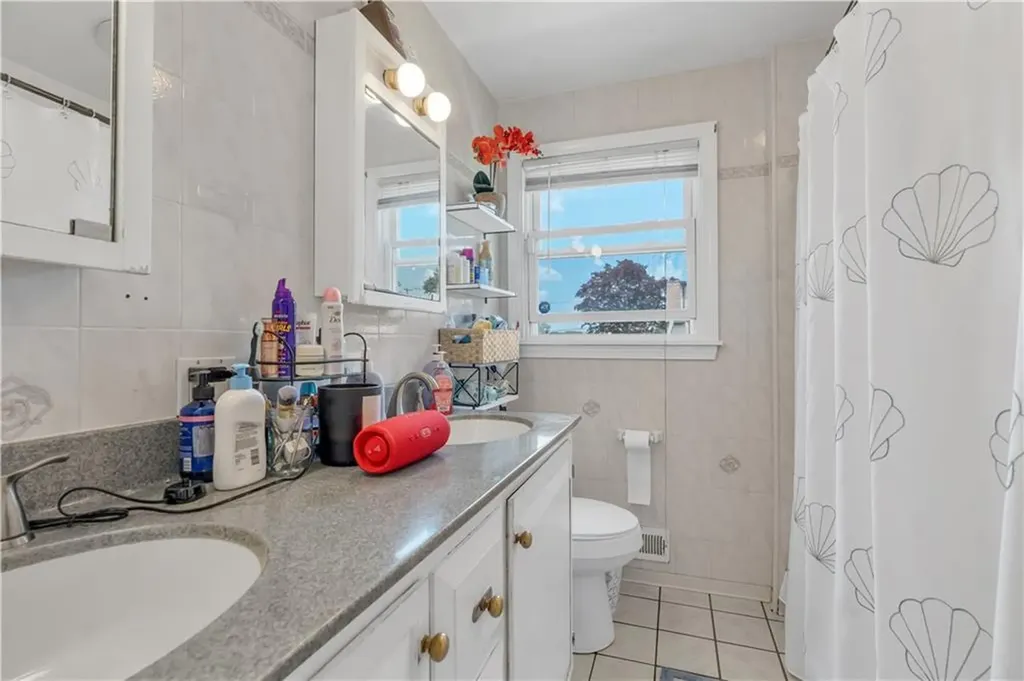 35 Pleasant View Drive North Providence RI 02904