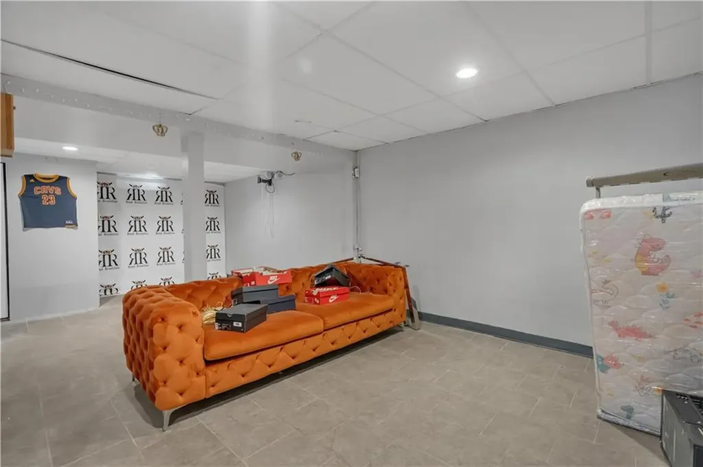 35 Pleasant View Drive North Providence RI 02904