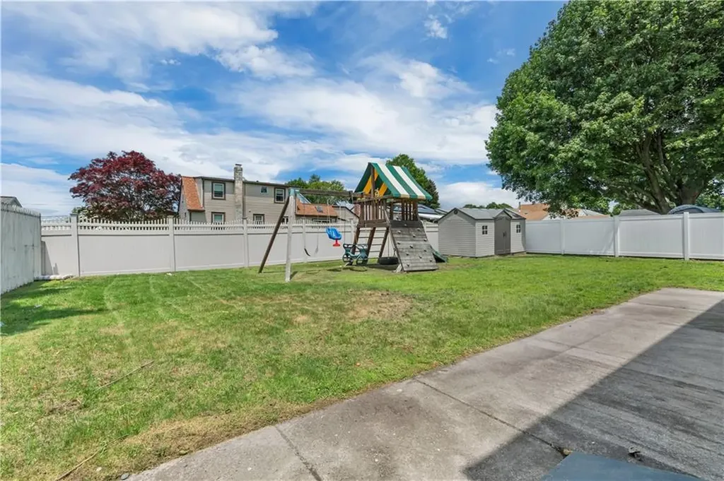 35 Pleasant View Drive North Providence RI 02904