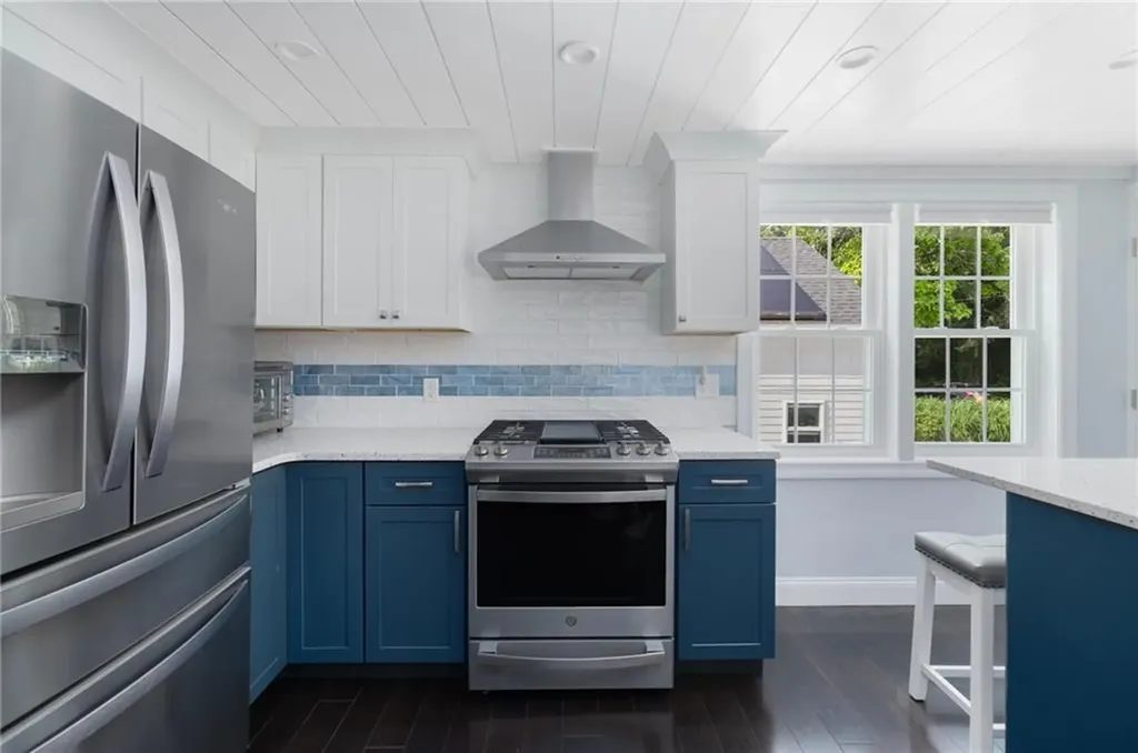48 Progress Street Warwick RI 02889