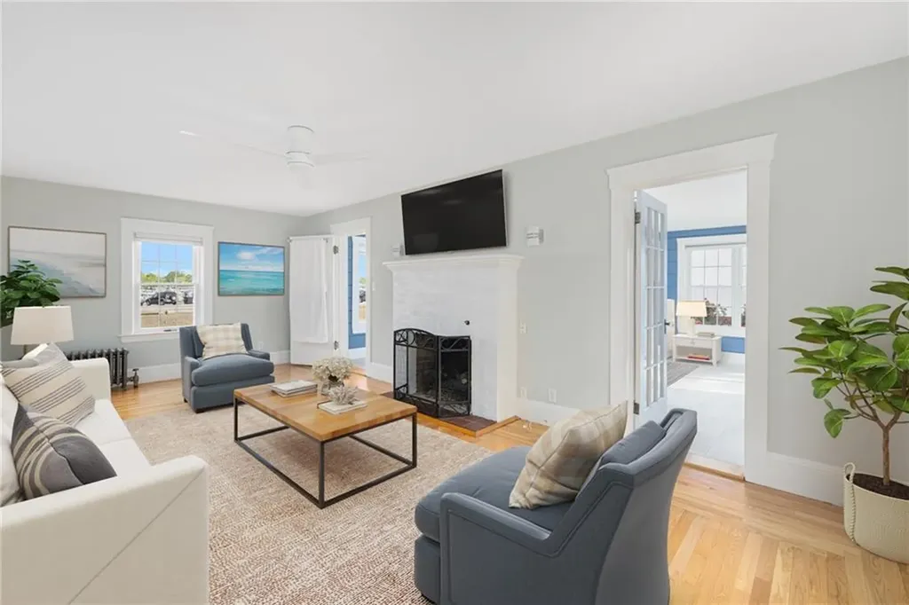 48 Progress Street Warwick RI 02889