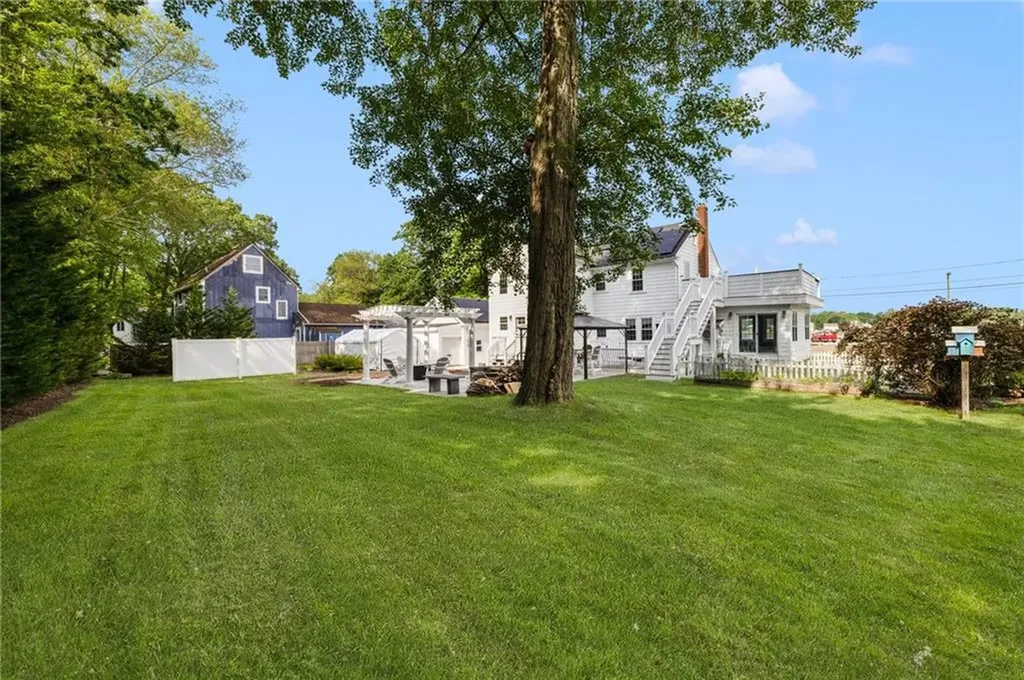 48 Progress Street Warwick RI 02889