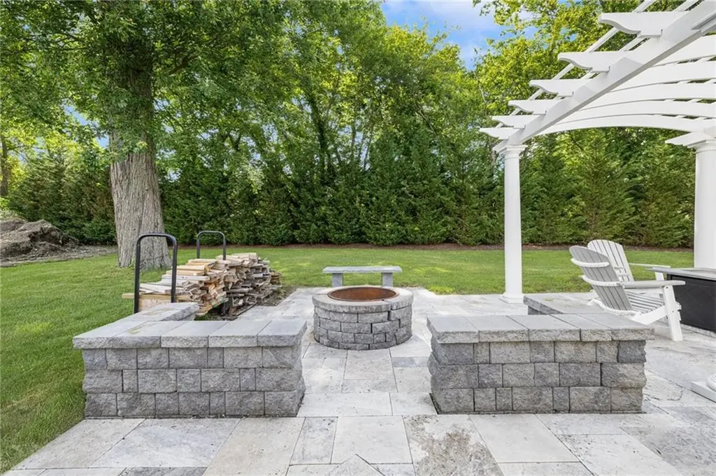 48 Progress Street Warwick RI 02889