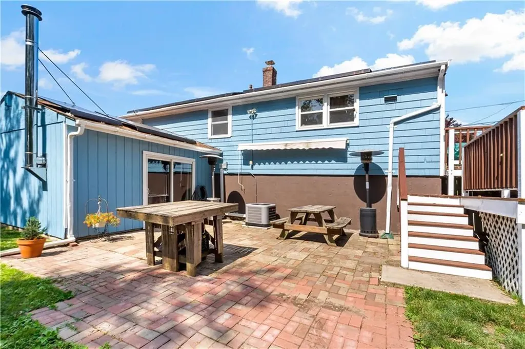 267 Norwood Avenue Warwick RI 02888