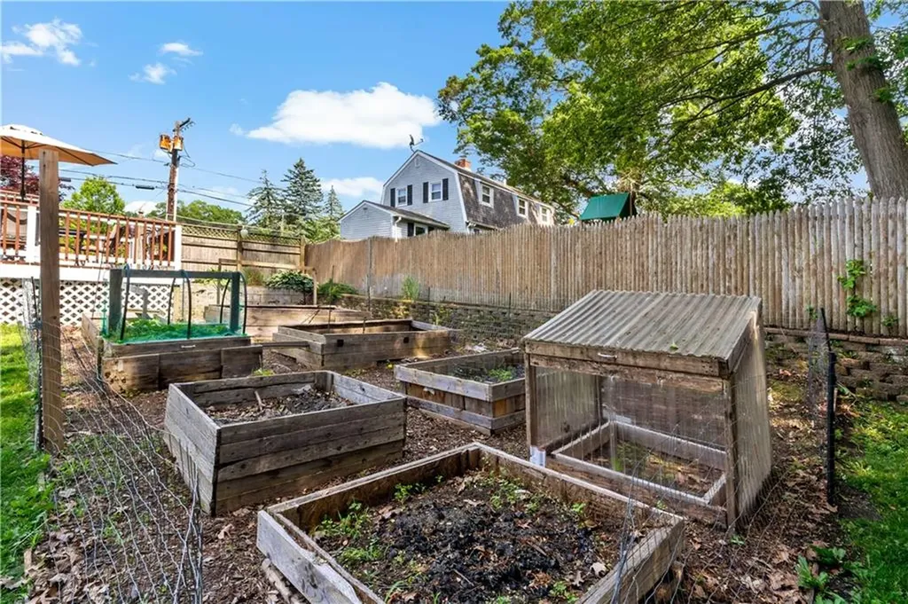 267 Norwood Avenue Warwick RI 02888