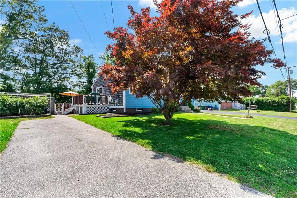 267 Norwood Avenue Warwick RI 02888