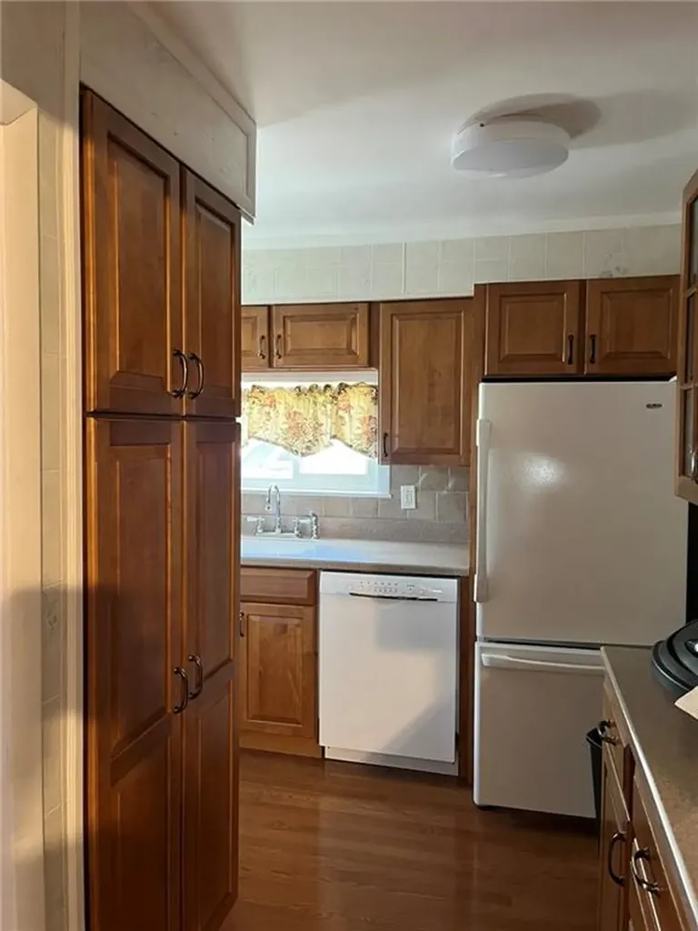38 Sweet Avenue Woonsocket RI 02895