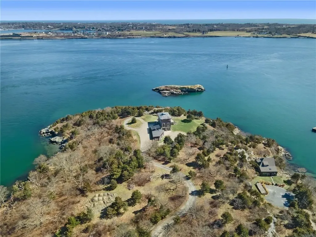2 Fort Wetherill Road Jamestown RI 02835