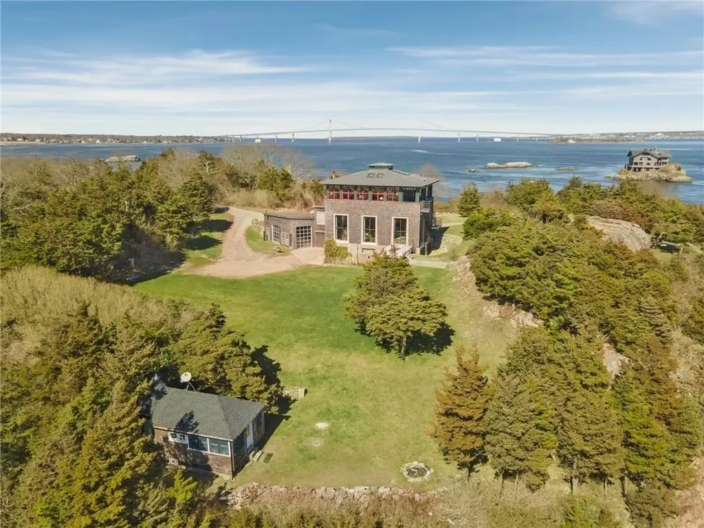 2 Fort Wetherill Road Jamestown RI 02835