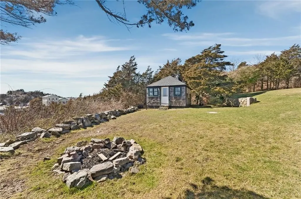 2 Fort Wetherill Road Jamestown RI 02835