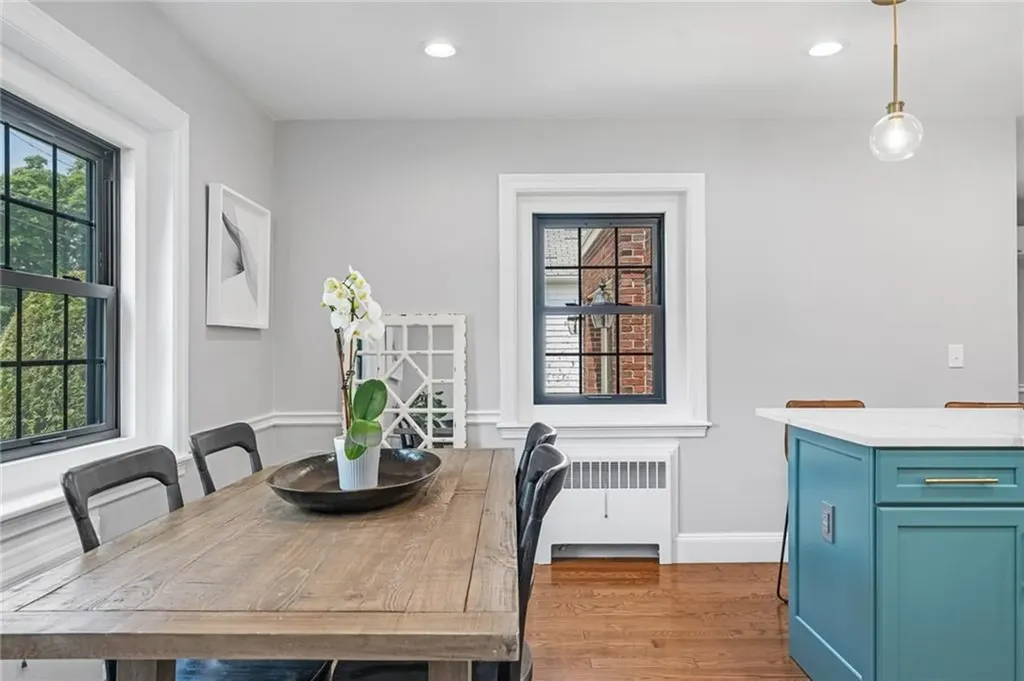 103 Jastram Street Providence RI 02908