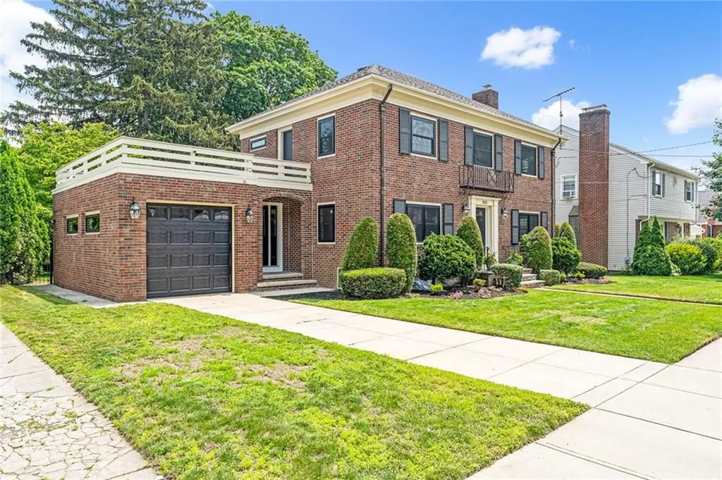103 Jastram Street Providence RI 02908