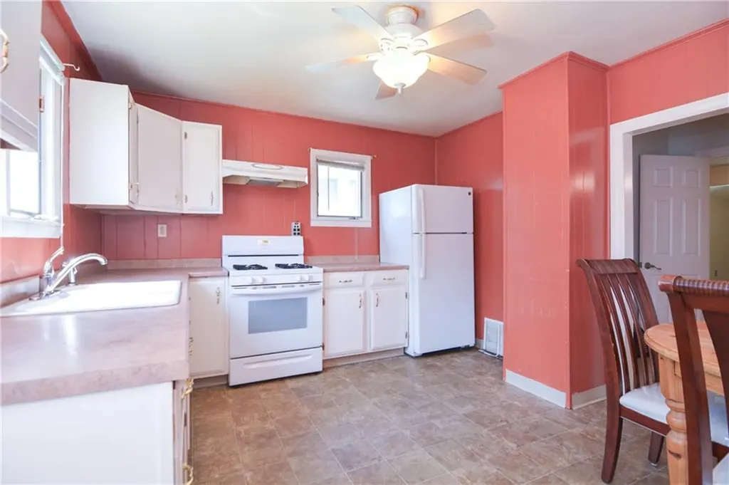 57 Vivian Avenue Pawtucket RI 02860