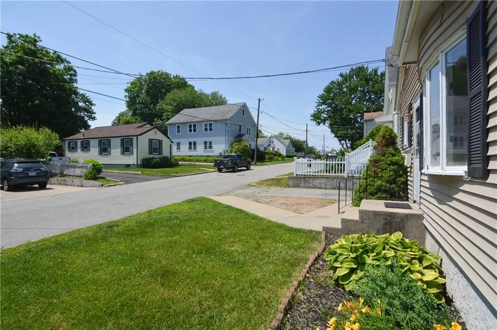 57 Vivian Avenue Pawtucket RI 02860