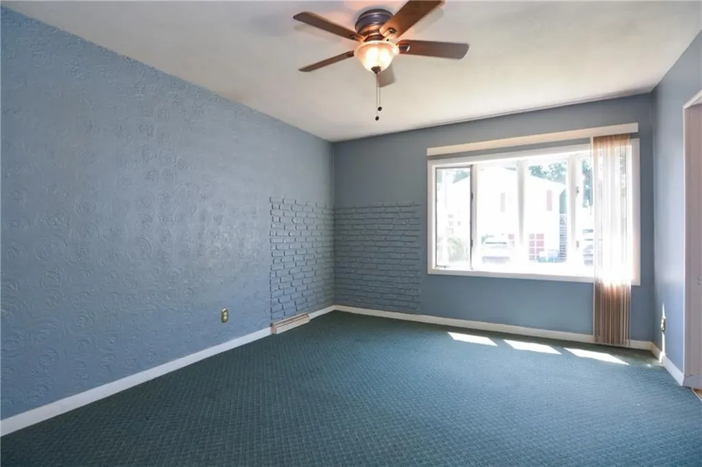 57 Vivian Avenue Pawtucket RI 02860