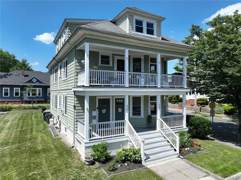 507 509 Pleasant Valley Parkway Providence RI 02908