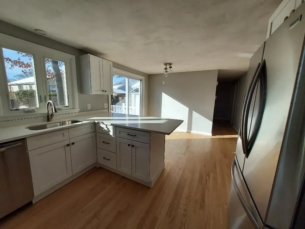 16 Fyffe Avenue Cranston RI 02920
