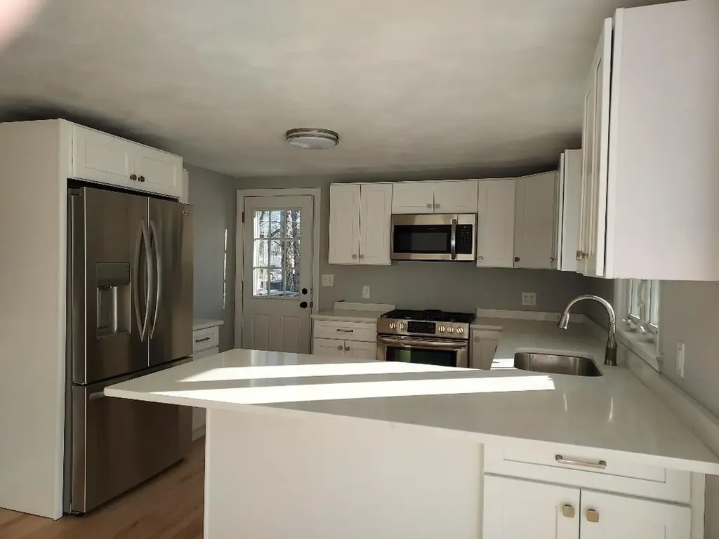 16 Fyffe Avenue Cranston RI 02920