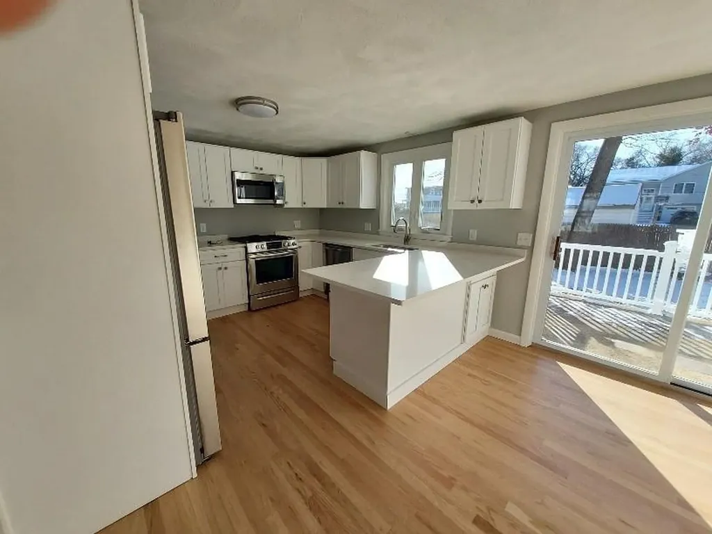 16 Fyffe Avenue Cranston RI 02920