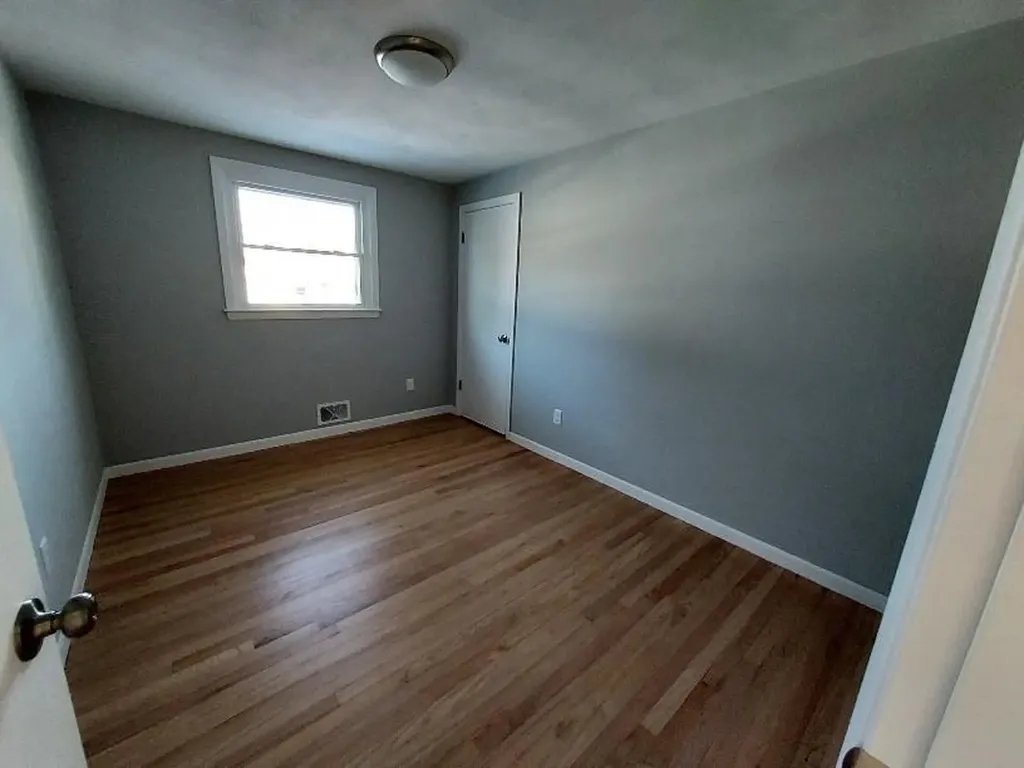 16 Fyffe Avenue Cranston RI 02920