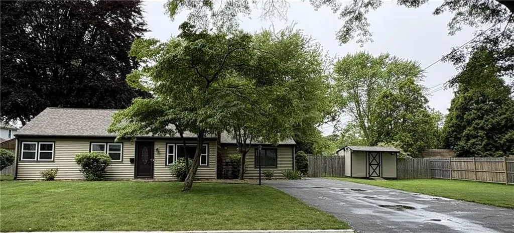 7 Hemlock Drive Barrington RI 02806