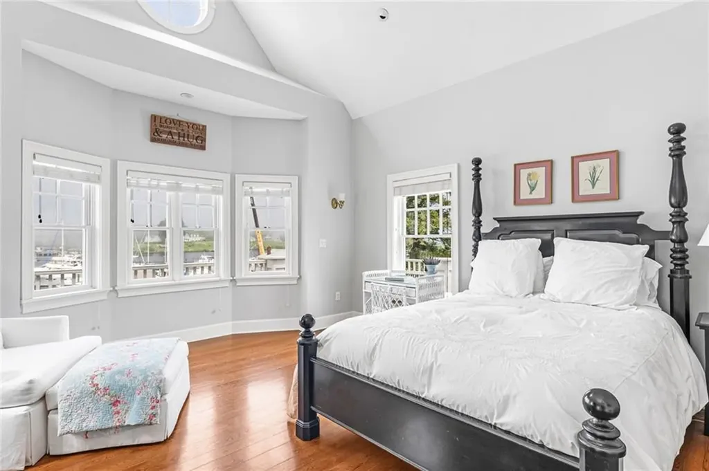 52 Avondale Road Westerly RI 02891