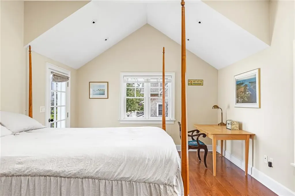 52 Avondale Road Westerly RI 02891