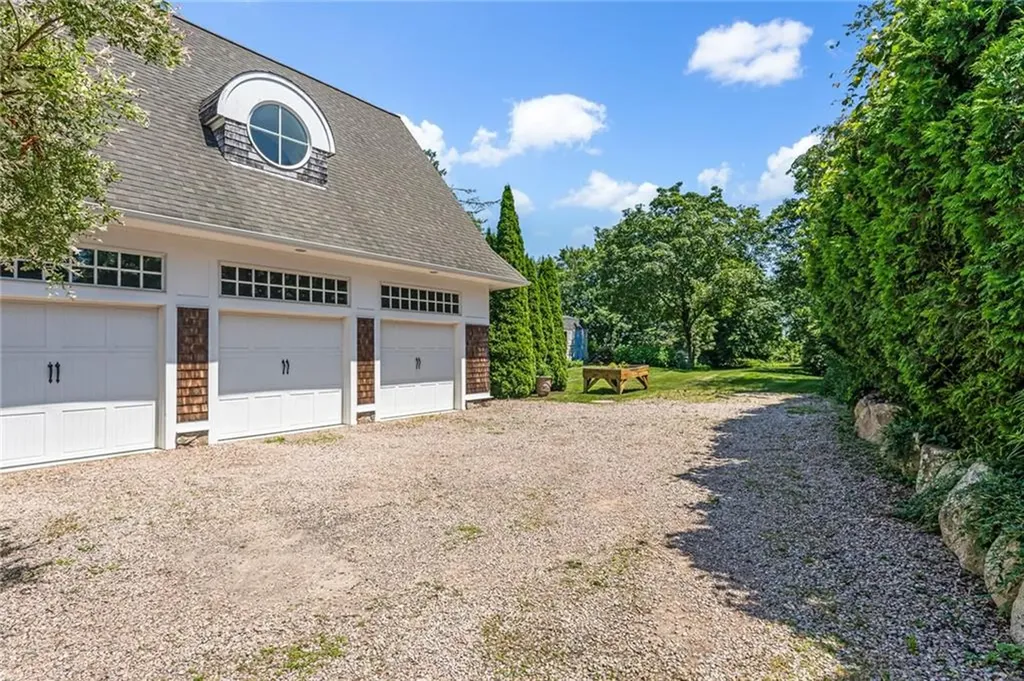 52 Avondale Road Westerly RI 02891