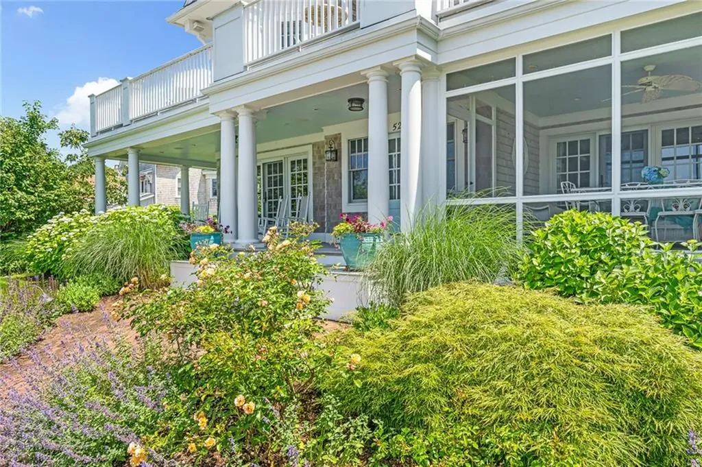 52 Avondale Road Westerly RI 02891