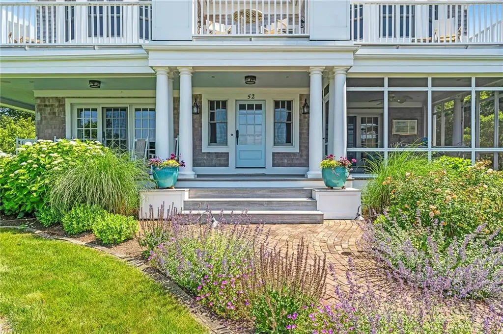 52 Avondale Road Westerly RI 02891