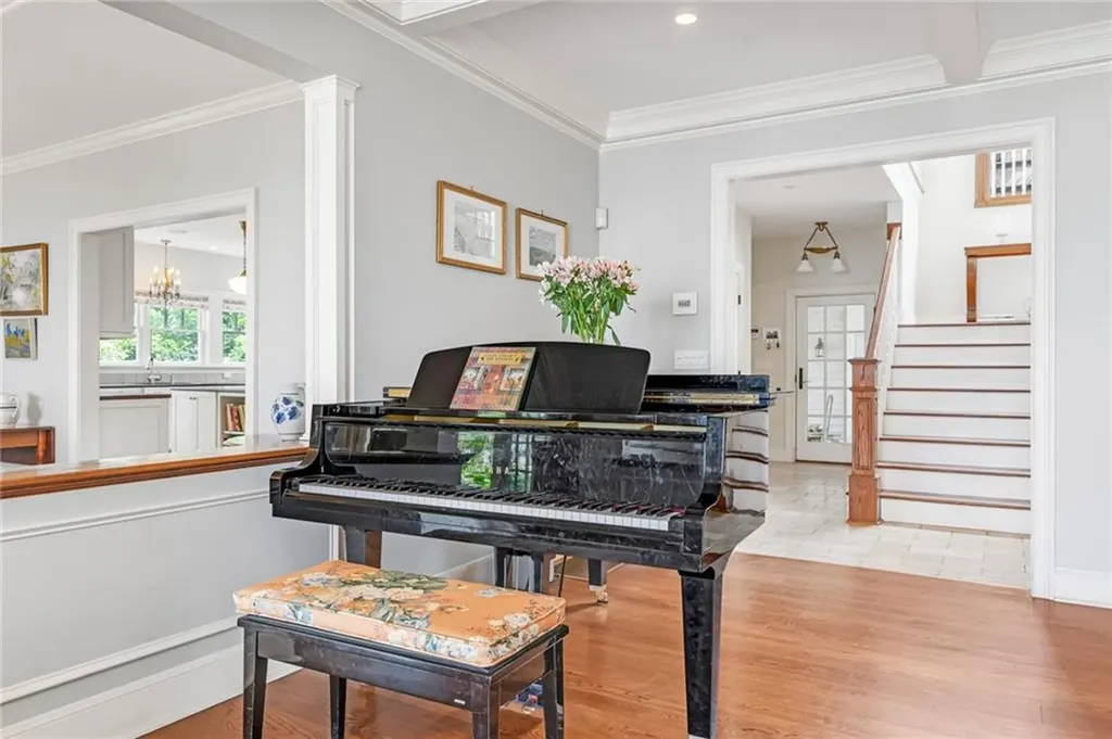 52 Avondale Road Westerly RI 02891