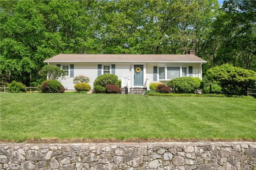 70 High Ridge Drive Cumberland RI 02864