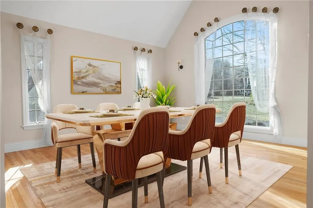 38 Miss Fry Drive East Greenwich RI 02818